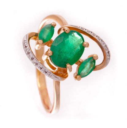 Кольцо с изумрудами и бриллиантами